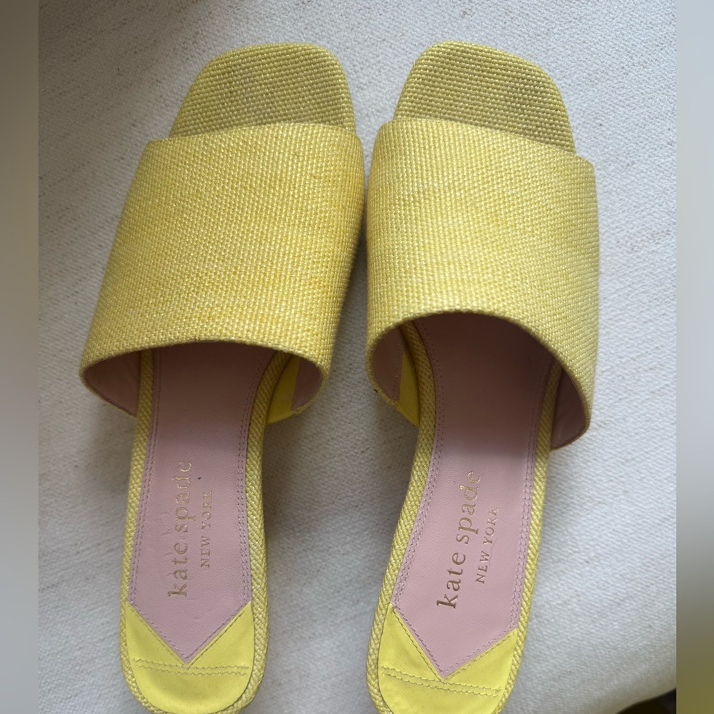 Kate Spade Lemon Kitten Heels, Size 9
